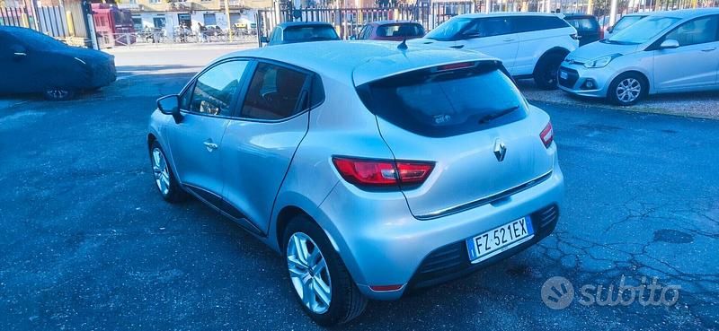 Usata Renault Clio IV 76 CV (55 kW) 2019 Grigio Berlina