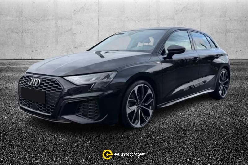 Usata Audi A3 e-tron S-Line 150 CV (110 kW) 2023 Nero metallizzato Utilitaria