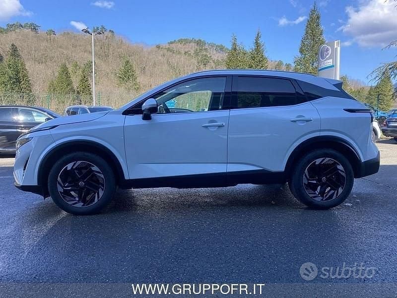 Usata Nissan Qashqai N-Connecta 140 CV (102 kW) 2025 Bianco SUV