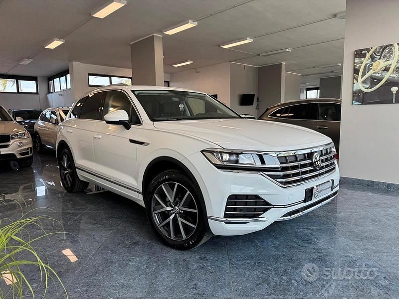 Usata VW Touareg Elegance 231 CV (169 kW) 2022 Bianco SUV
