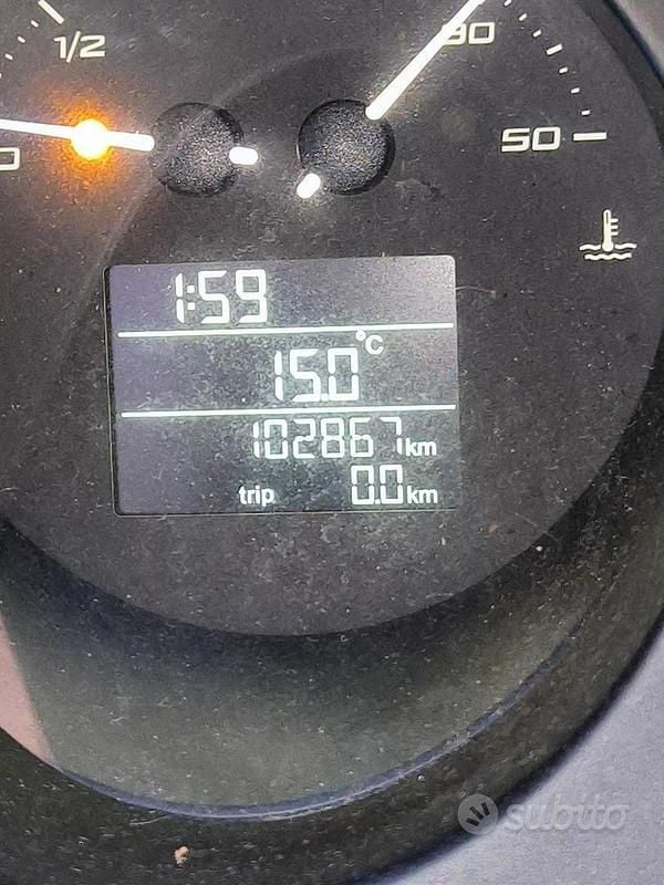 Usata Seat Altea Reference 102 CV (75 kW) 2009 Grigio Monovolume