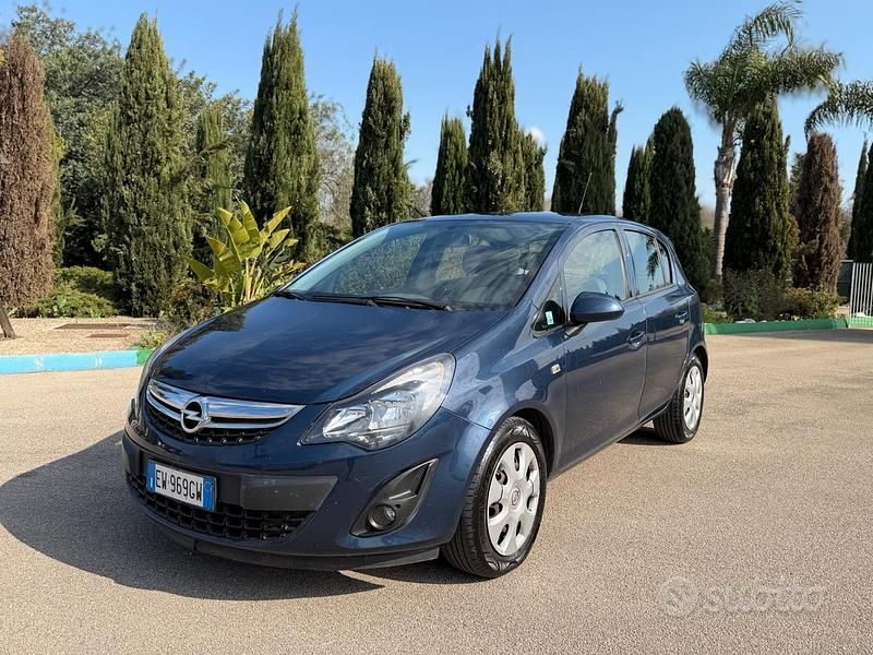 Usata Opel Corsa Edition 85 CV (62 kW) 2014 Blu Utilitaria