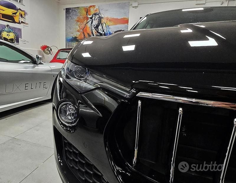 Usata Maserati Levante 275 CV (202 kW) 2017 Nero SUV