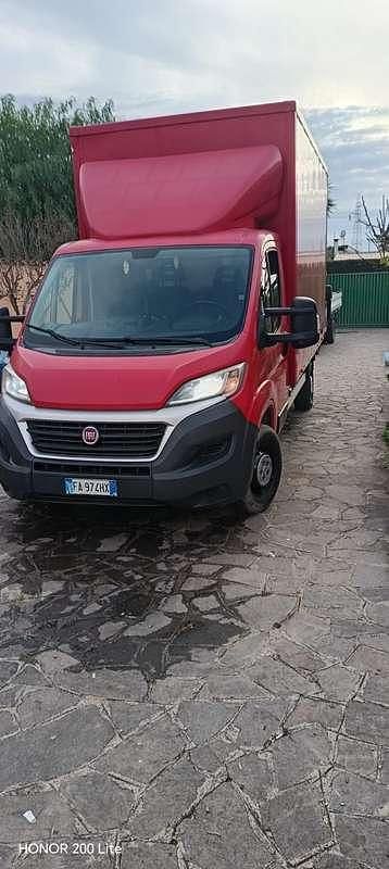 Usata Fiat Ducato 131 CV (96 kW) 2015 Rosso Furgone
