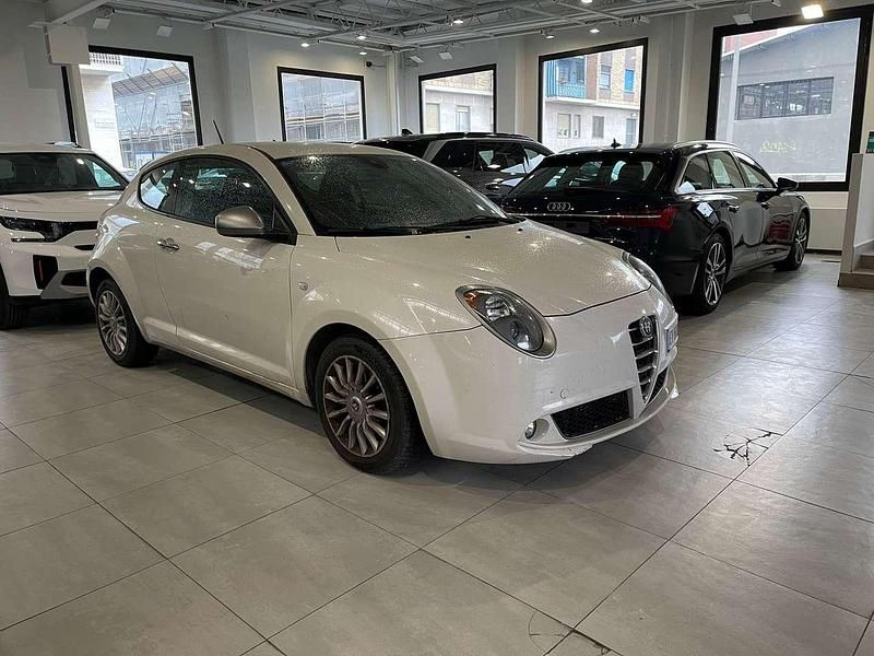 Usata Alfa Romeo MiTo Distinctive 85 CV (62 kW) 2014 Bianco Utilitaria