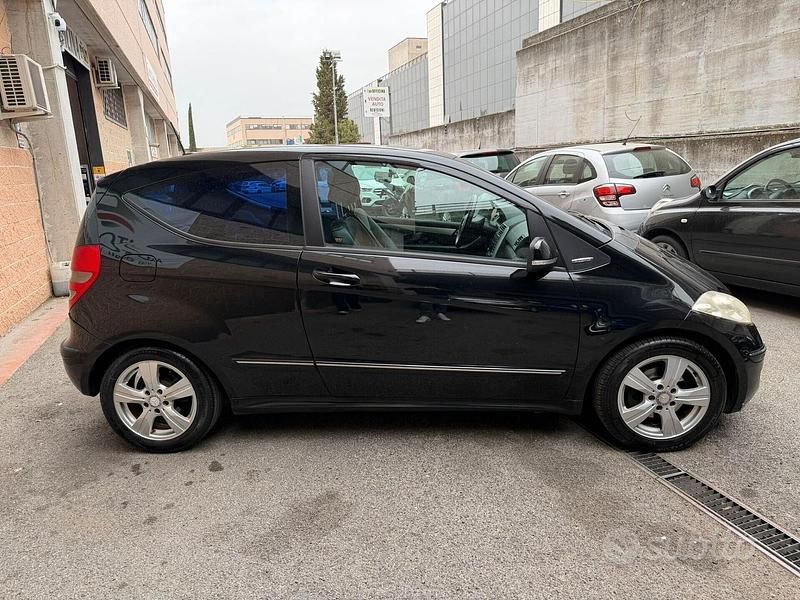 Usata Mercedes A160 Elegance 82 CV (60 kW) 2007 Nero Berlina