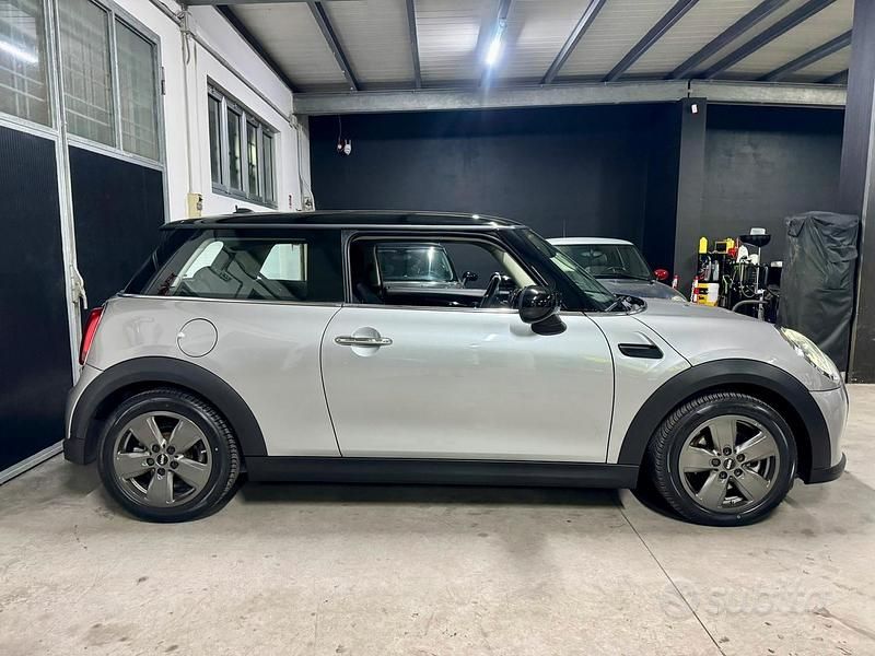 Usata Mini Cooper 136 CV (100 kW) 2023 Grigio Utilitaria