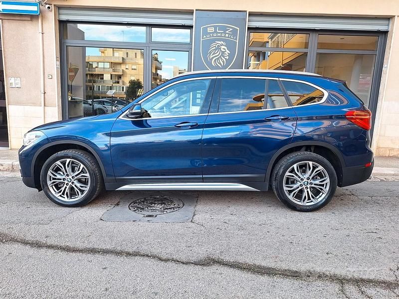 Begagnad BMW X1 xLine 150 HK (110 kW) 2019 Blå SUV