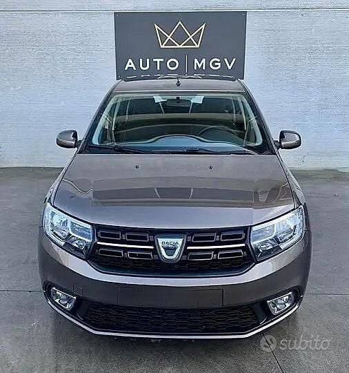 Usata Dacia Sandero 90 CV (66 kW) 2019 Marrone Berlina