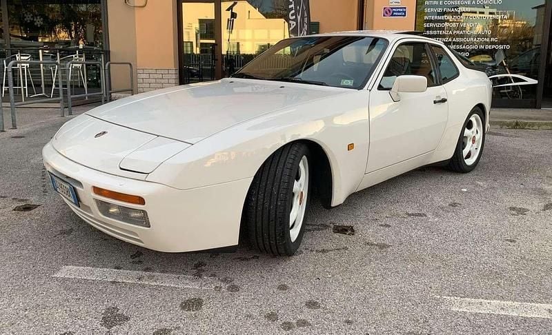 Usata Porsche 944 S2 211 CV (155 kW) 1989 Bianco Coupé