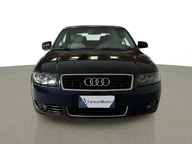 Gebraucht Audi A4 163 PS (119 kW) 2004 Blau Cabrio