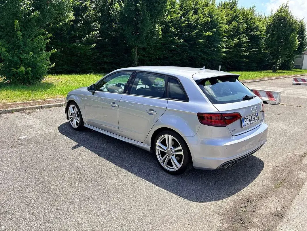 Usata Audi A3 S-Line 184 CV (135 kW) 2016 Argento Berlina