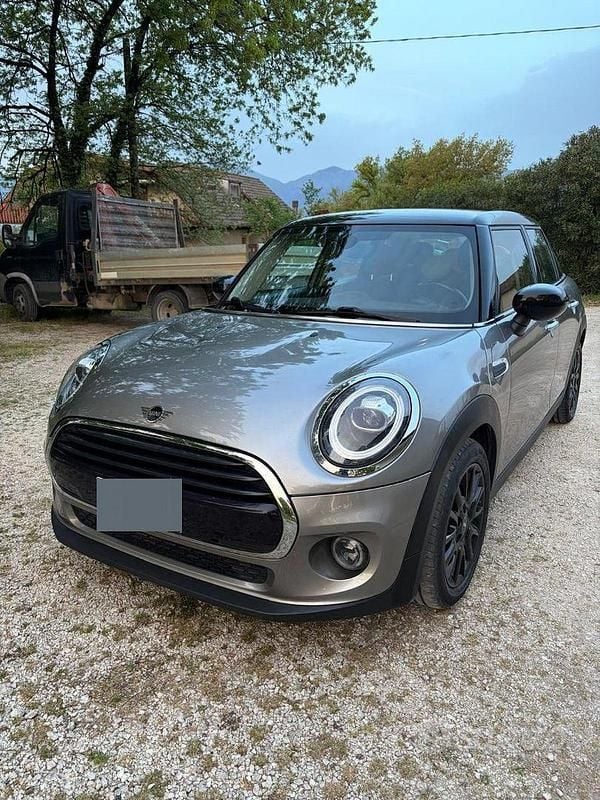 Begagnad Mini Cooper 2020 Grå Halvkombi