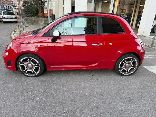 Usata Abarth 595C 140 CV (102 kW) 2013 Rosso Cabrio
