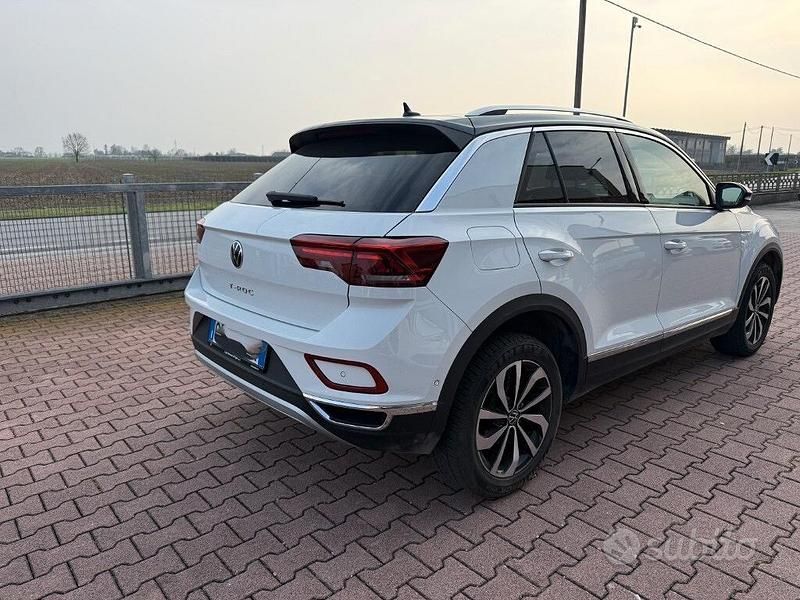 Usata VW T-Roc Style 110 CV (80 kW) 2023 Bianco SUV