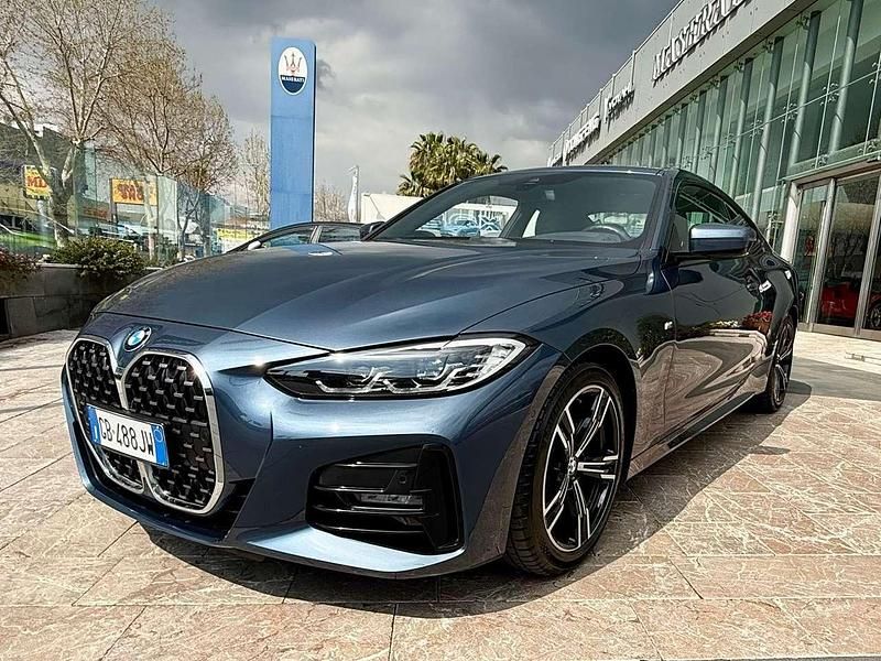 Usata BMW 420 M Sport 190 CV (139 kW) 2020 Portimao blue metallizato Coupé