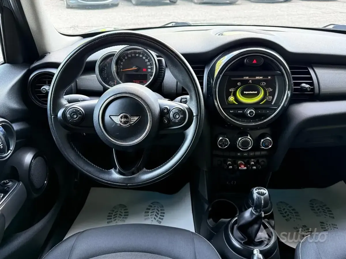 Usata Mini One D Business 95 CV (69 kW) 2016 Verde Utilitaria
