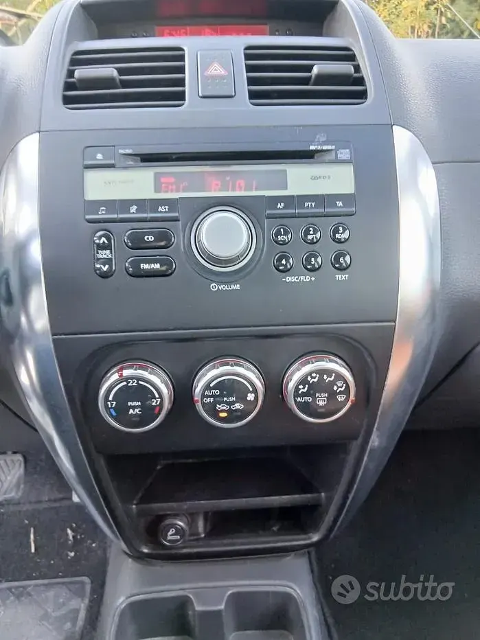 Usata Fiat Sedici 120 CV (88 kW) 2007 Nero SUV
