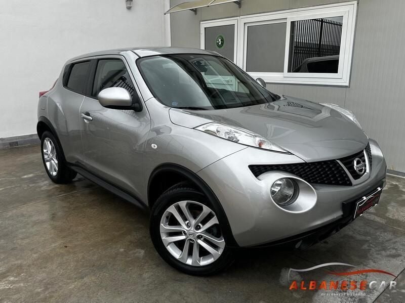 Usata Nissan Juke Tekna 110 CV (80 kW) 2012 Argento SUV