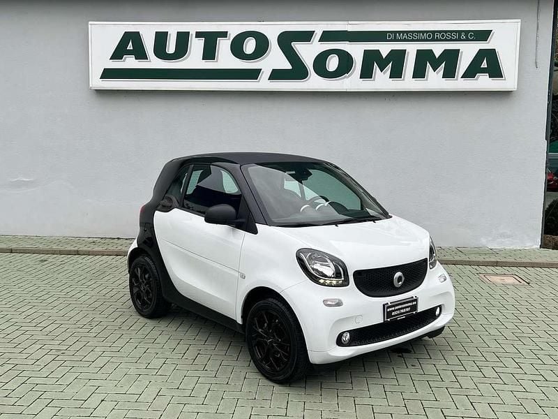 Bianco Usata 2016 Smart ForTwo Coupé Due volumi | 11.900 € (Cara) - Immagine 1/4