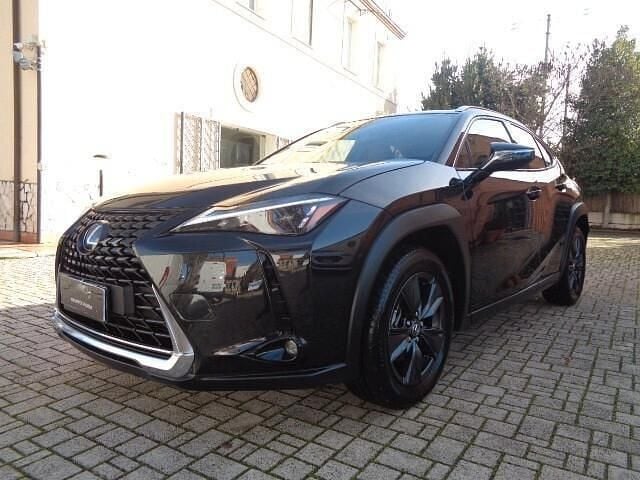 Usata Lexus UX Business Edition 152 CV (111 kW) 2022 Nero SUV