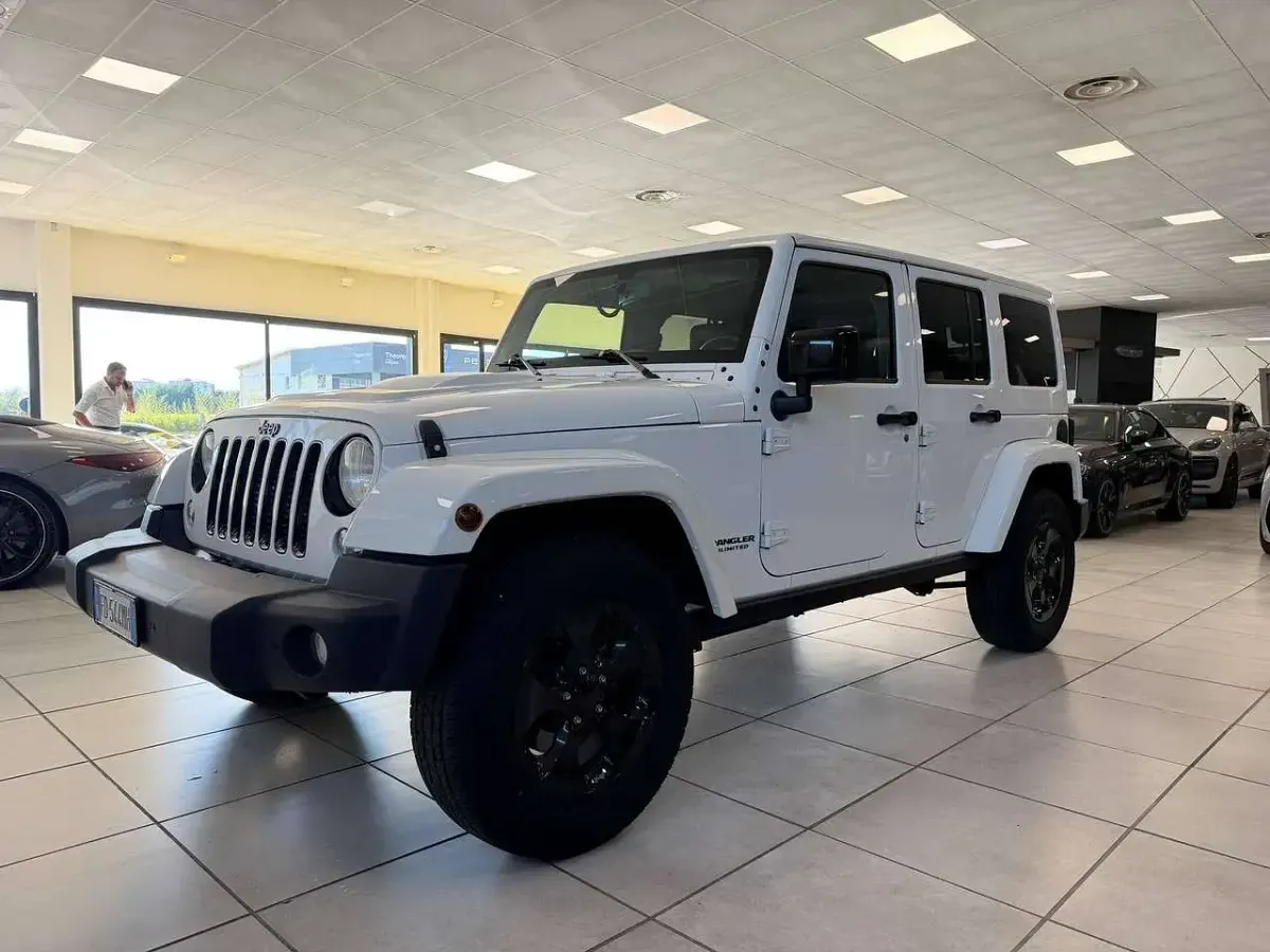 Usata Jeep Wrangler Unlimited 200 CV (147 kW) 2016 Bianco SUV