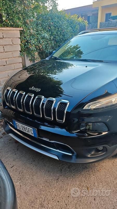 Usata 2017 Jeep Cherokee SUV | 12.800 € (Super prezzo) - Immagine 1/4
