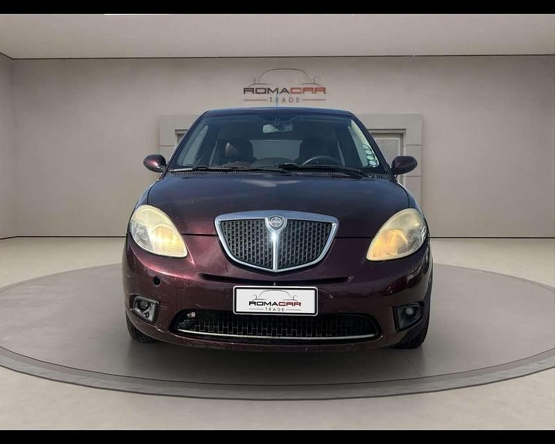 Usata Lancia Ypsilon 60 CV (44 kW) 2008 Bronzo Utilitaria