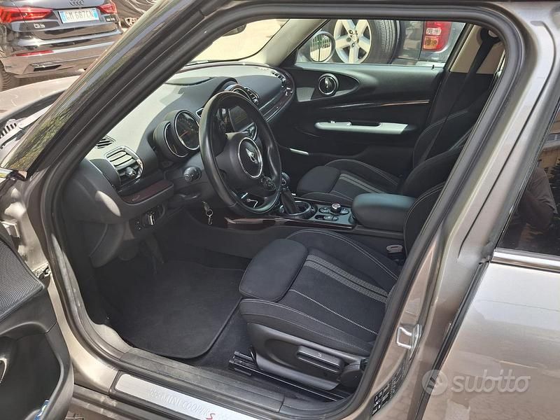 Grigio Usata 2017 Mini Cooper Due volumi | 16.000 € (Ottimo prezzo) - Immagine 1/4