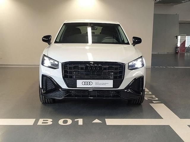 Nuova Audi Q2 S-Line 150 CV (110 kW) 2025 Argento SUV
