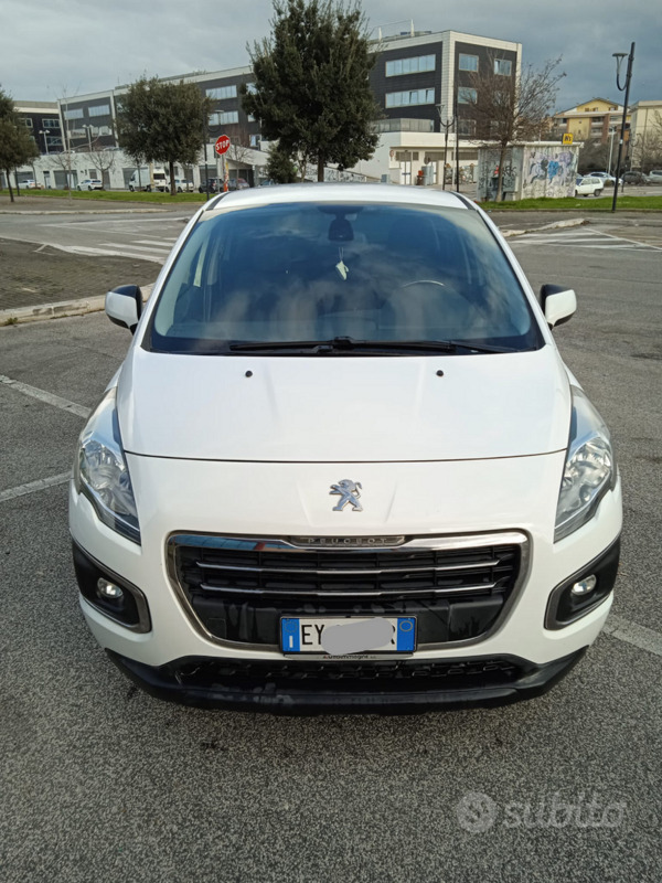 Usato 2015 Peugeot 3008 1.6 Diesel 112 CV (8.000 €)