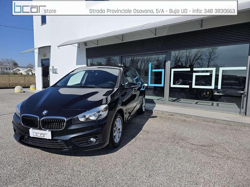 Usata BMW 218 Active Tourer Advantage 150 CV (110 kW) 2017 Nero Monovolume