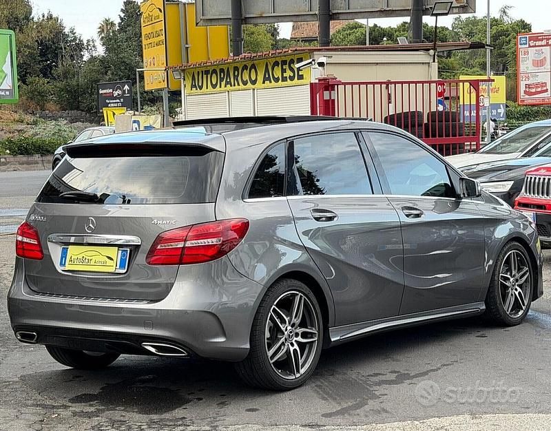 Usata Mercedes B200 Premium 136 CV (100 kW) 2018 Grigio Utilitaria