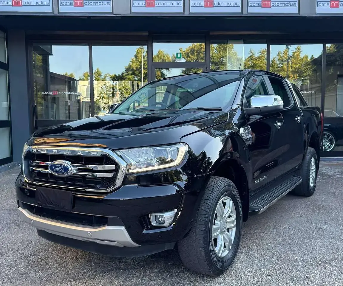 Usata Ford Ranger Limited 170 CV (125 kW) 2021 Nero Pick-up