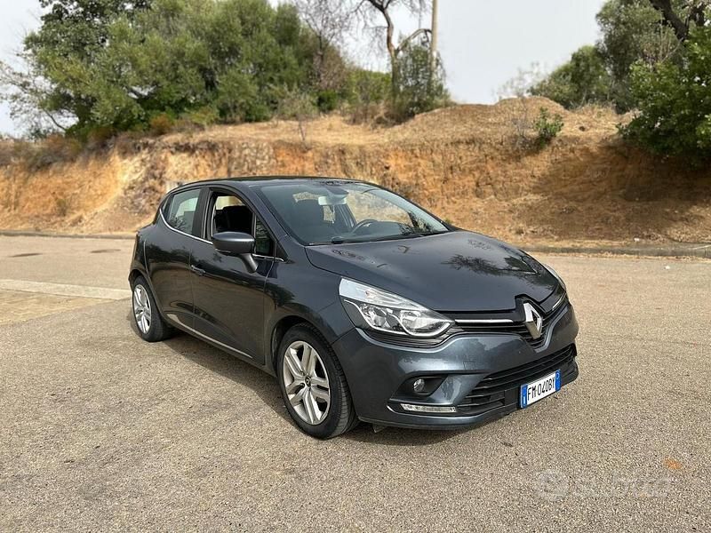 Usata Renault Clio IV 75 CV (55 kW) 2017 Blu Utilitaria