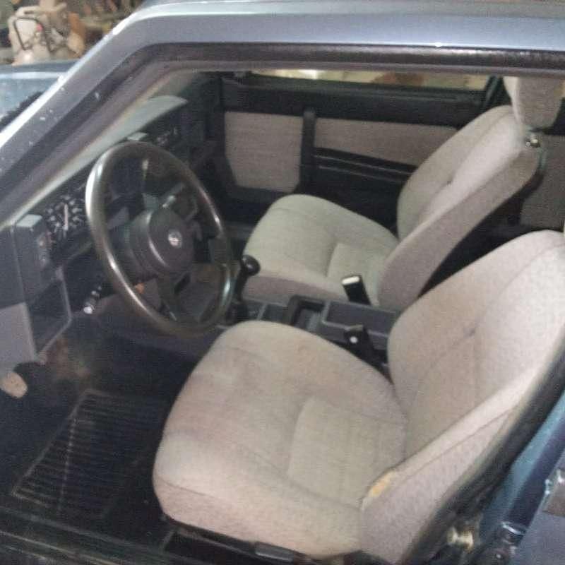 Usata Alfa Romeo 75 110 CV (80 kW) 1985 Blu/azzurro Berlina