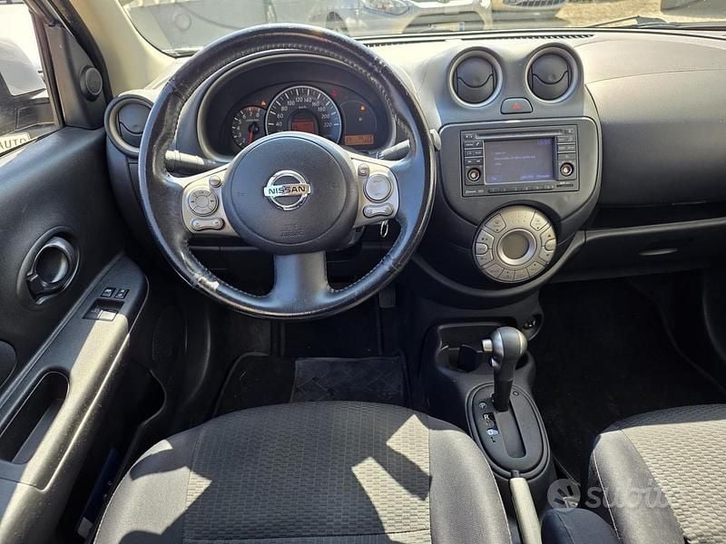 Usata Nissan Micra 80 CV (58 kW) 2011 Grigio Utilitaria