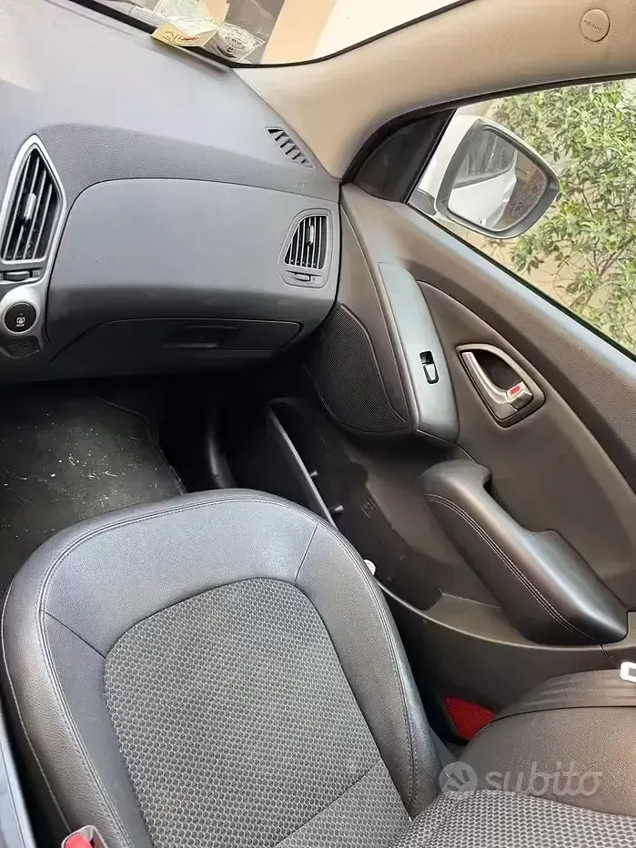 Usata Hyundai ix35 135 CV (99 kW) 2013 Bianco SUV