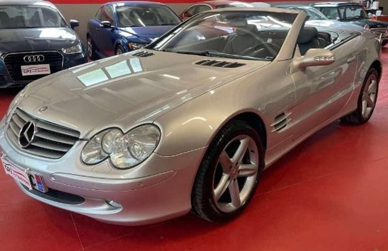 Usata Mercedes SL350 245 CV (180 kW) 2003 Argento Cabrio