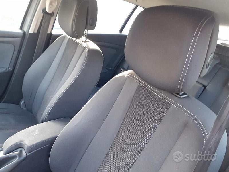 Usata Renault Mégane Dynamique 110 CV (80 kW) 2010 Grigio Berlina