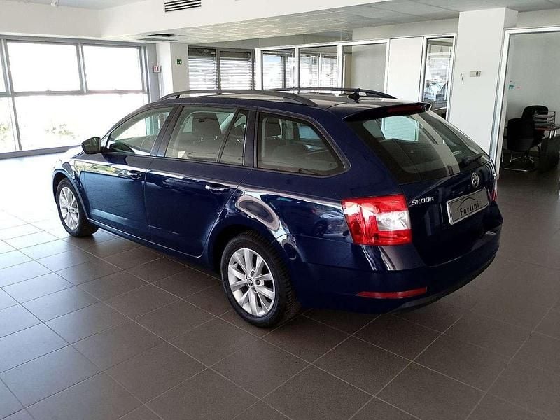 Usata Skoda Octavia Executive 116 CV (85 kW) 2017 Blu/azzurro Station wagon