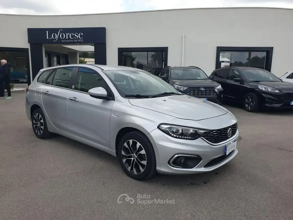Usata Fiat Tipo Business 120 CV (88 kW) 2020 Argento metallizzato Station wagon