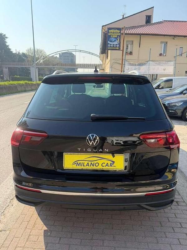 Usata VW Tiguan Business 150 CV (110 kW) 2022 Grigio SUV