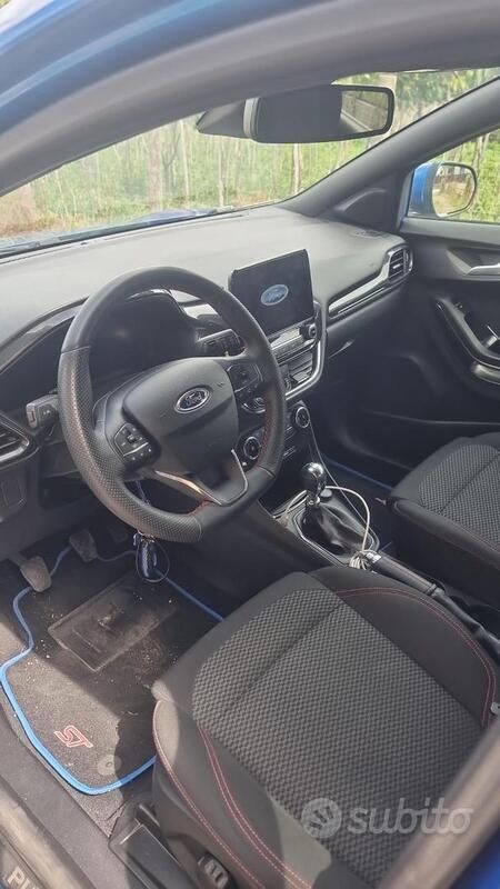 Usata Ford Puma 125 CV (91 kW) 2022 Blu Station wagon