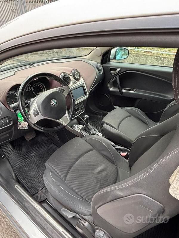 Usata Alfa Romeo MiTo 135 CV (99 kW) 2011 Grigio Utilitaria
