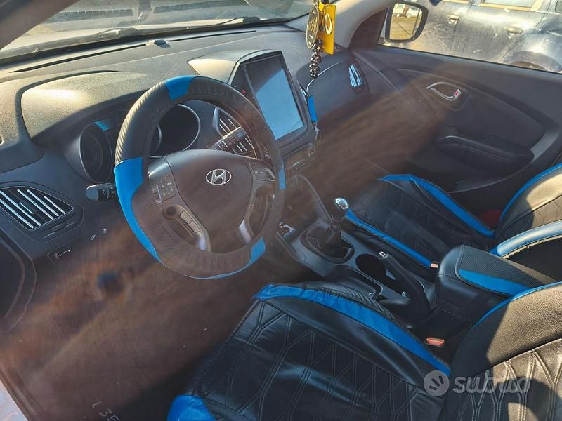 Käytetty Hyundai ix35 115 HP (84 kW) 2014 Valkoinen Katumaasturi