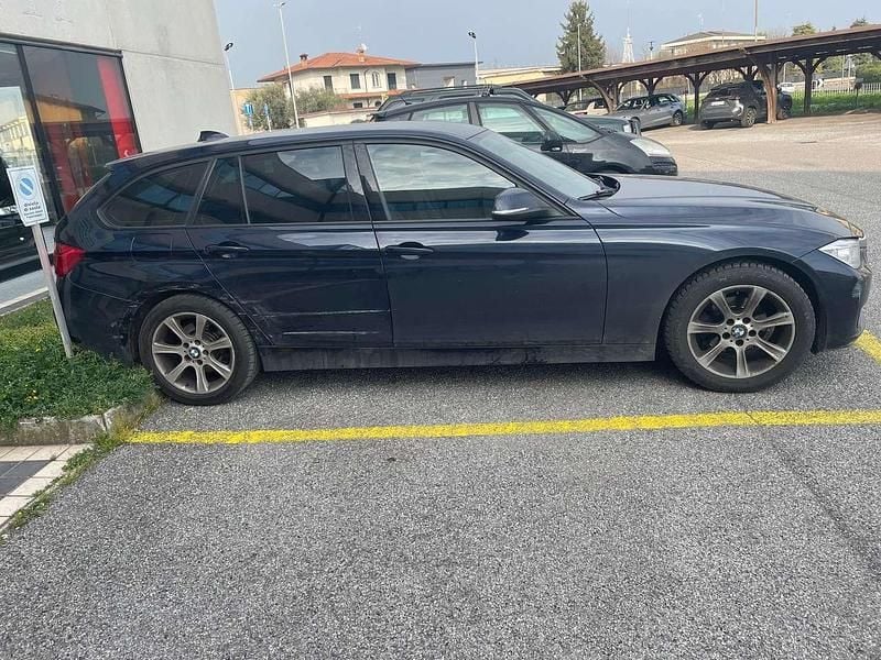 Usata BMW 316 116 CV (85 kW) 2013 Blu/azzurro Station wagon