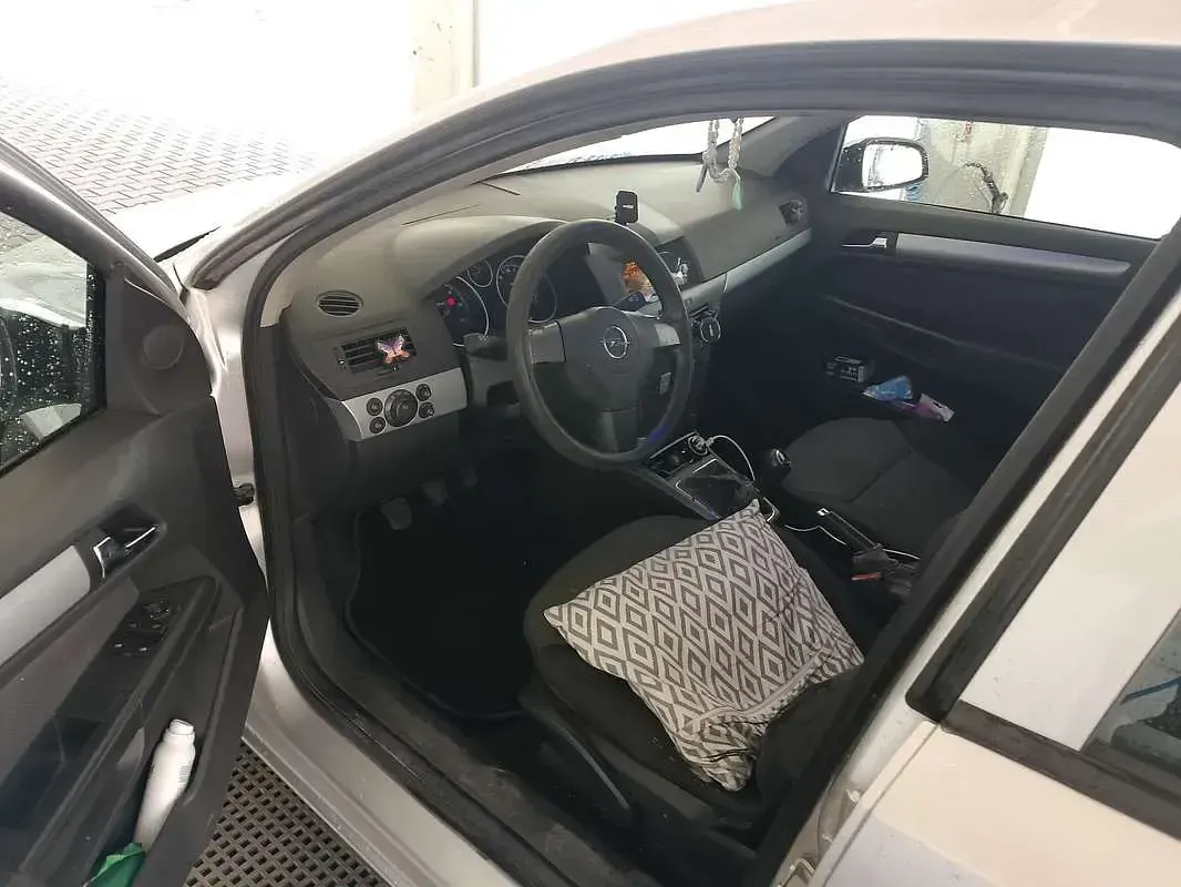 Usata Opel Astra Edition 82 CV (60 kW) 2005