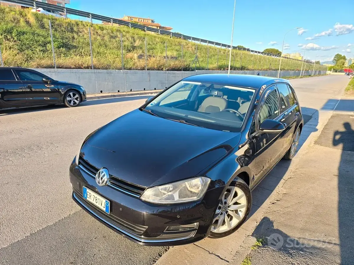 Usata VW Golf VII Highline 105 CV (77 kW) 2013 Nero Berlina