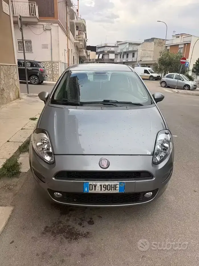 Usata Fiat Grande Punto Dynamic 75 CV (55 kW) 2009 Utilitaria